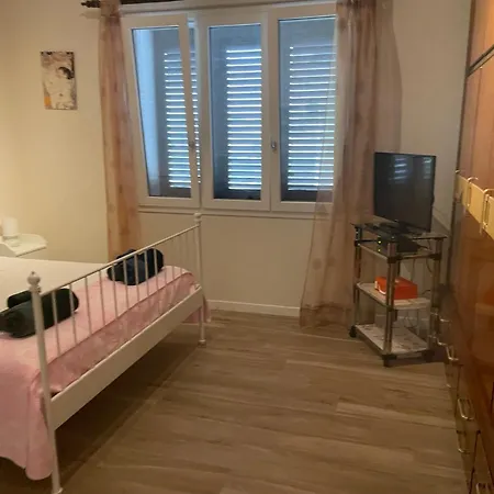 Apartment “bouganville” Loc Avane Pisa *